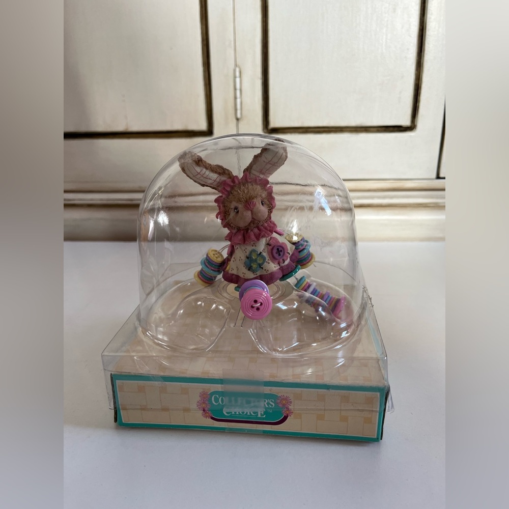 Dan Dee Collectors Choice Cut & Sew Button Easter Bunny Rabbit Figurine Decor